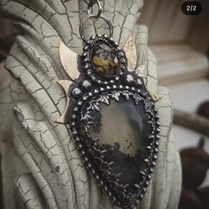 Dark North Craft And Curio Dentritic Agate Pendant